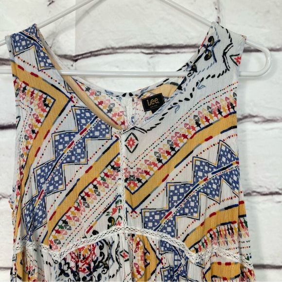 Lee Lightweight Loose Tank SZ L Gathered Empire Waist Lace Trim High Low Yellow - Picture 3 of 7